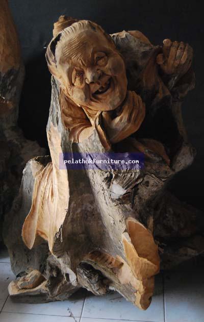 Old Woman 3 Indonesia Furniture