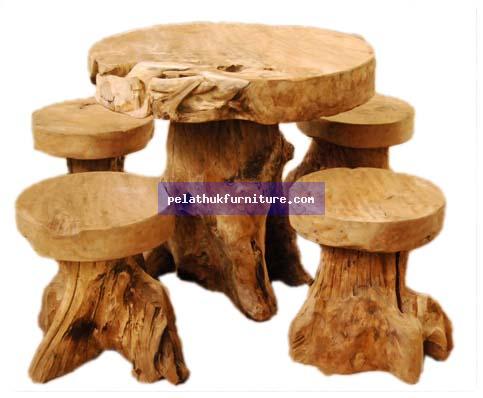 Round Table and Stools Indonesia Furniture